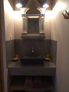 Hebergement Terre de Boheme : Chambre Quadruple - Vue sur Jardin