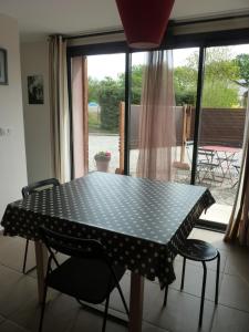 Appartement Studio Clos de Charance : photos des chambres