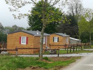 Hebergement Les chalets de Bes Le Montagnol : photos des chambres