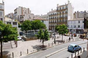 Appartement Loft ensoleille (metro climatisation) : photos des chambres