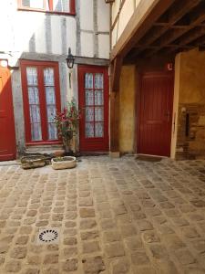 Appartement historique a Troyes : photos des chambres