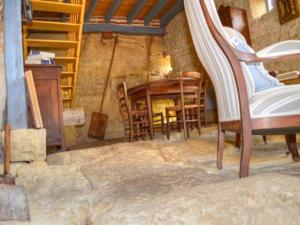 Hebergement House Le troglo bleu 2 : photos des chambres