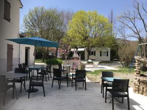 Hebergement Camping Frederic Mistral : photos des chambres