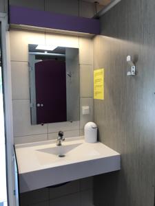 Hebergement Camping Frederic Mistral : photos des chambres