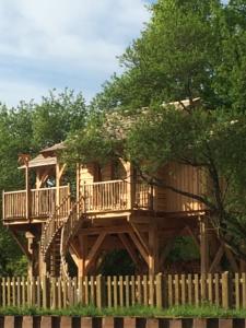 Hebergement Les Lodges du Canal de Bourgogne : photos des chambres