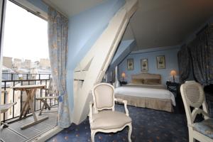 Hotel des Ducs D'Anjou : Suite Junior (3 Adultes)