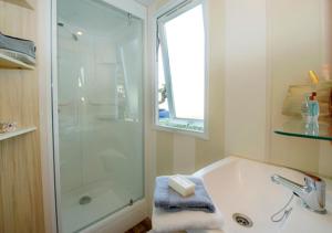 Hebergement Mobil Home dans Parc des 7 Fonts : photos des chambres