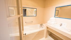 Hotel Le Champ des Oiseaux & Spa : photos des chambres