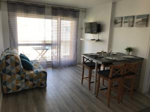 Appartement 2 PIECES CENTRE ET MER : photos des chambres