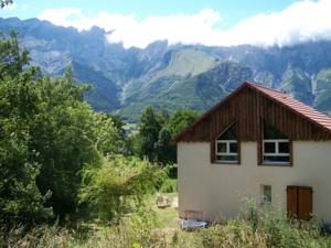 Hebergement CHALET La Source : Maison de Vacances