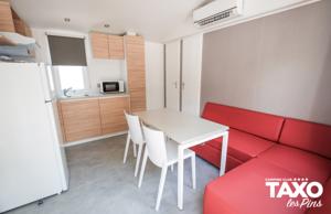 Hebergement Camping Taxo Les Pins : photos des chambres
