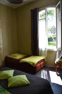 Hebergement Chambres d´hotes VILLA CAPSYLVAINE : Chambre Lit King-Size - Vue sur Jardin