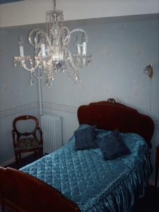 Chambres d'hotes/B&B Chateau Ardilleux : Chambre Triple