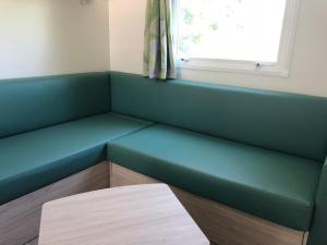 Hebergement Camping Les Chenes Rouges : Mobile Home