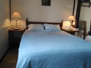 Hebergement Gites de la Chesnee : photos des chambres
