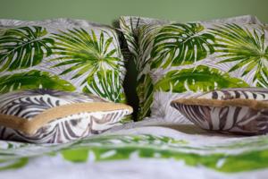 Chambres d'hotes/B&B La Cascadeta : Chambre Double - Vue sur Jardin