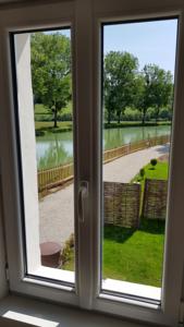 Hebergement Les Lodges du Canal de Bourgogne : photos des chambres