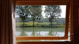 Hebergement Les Lodges du Canal de Bourgogne : photos des chambres
