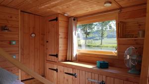 Hebergement Les Lodges du Canal de Bourgogne : photos des chambres