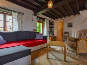 Hebergement Entre Clermont Ferrand Et Montlucon : Maison de Vacances 2 Chambres