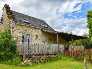 Hebergement Entre Clermont Ferrand Et Montlucon : photos des chambres