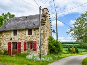 Hebergement Entre Clermont Ferrand Et Montlucon : photos des chambres