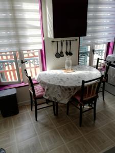 Appartement DUPLEX T4 CENTRE VILLE : photos des chambres