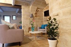 Appartement MAISON 2 APPTS et 1 CHAMBRE - CONCIERGERIE DE L'UZEGE : photos des chambres