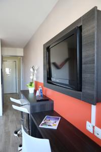 Hebergement Adonis Paris Sud : photos des chambres