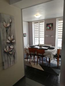 Appartement DUPLEX T4 CENTRE VILLE : photos des chambres