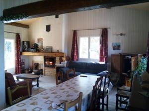 Hebergement On the edge of the town in a wooded area, near to Anduze : photos des chambres
