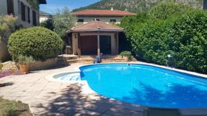 Appartement Au Paradis des Grillons : photos des chambres