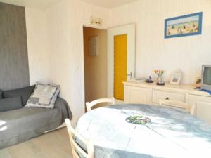 Appartement Cabourg - 2 Pieces - Vue jardin : Appartement 1 Chambre