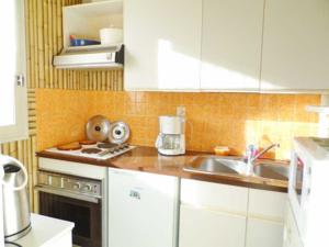 Appartement Cabourg - 2 Pieces - Vue jardin : photos des chambres