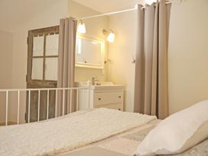 Hebergement La Ferme Les Eybrachas : Chambre Triple