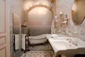 Hotel Abbaye de Talloires : Chambre Double Supérieure - Vue sur Jardin