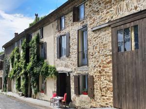 Hebergement La maison du Montagne Noir : photos des chambres