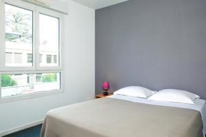 Hebergement Sejours & Affaires Annecy Le Pont Neuf : Appartement