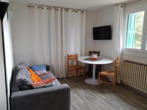 Appartement Rue des ecureuils : photos des chambres