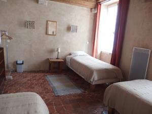 Hebergement Gite Chateau Sainte Colombe : photos des chambres