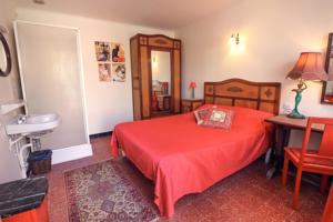 Hebergement La Roseraie : Chambre Double 