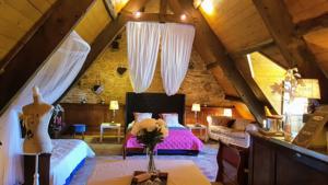 Chambres d'hotes/B&B Le CDV - Bar Lounge & Chambres Insolites : photos des chambres