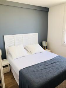 Appartement vue mer refait a neuf : photos des chambres