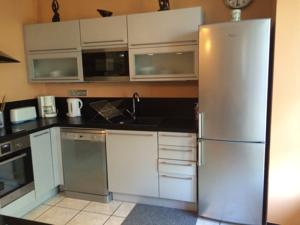 Appartement T2 au calme a 5mn du centre ville, garage et parking prives : photos des chambres
