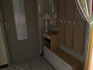 Appartement T2 au calme a 5mn du centre ville, garage et parking prives : photos des chambres