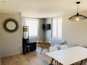 Appartement vue mer refait a neuf : photos des chambres
