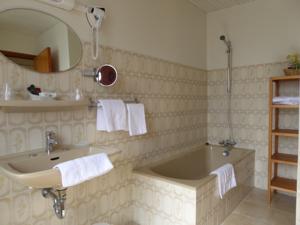 Hotel Les Chenets : Chambre Lits Jumeaux