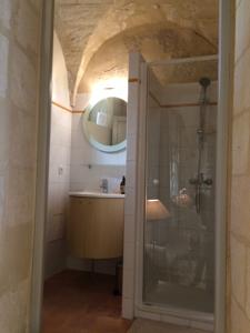Appartement La garconniered’Uzes : photos des chambres