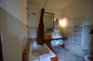 Chambres d'hotes/B&B La Source du Vallon : photos des chambres