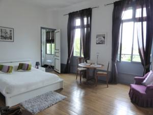 Chambres d'hotes/B&B chateau de Pougy : Chambre Double 